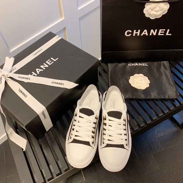 ブランド激安靴正面デザイン